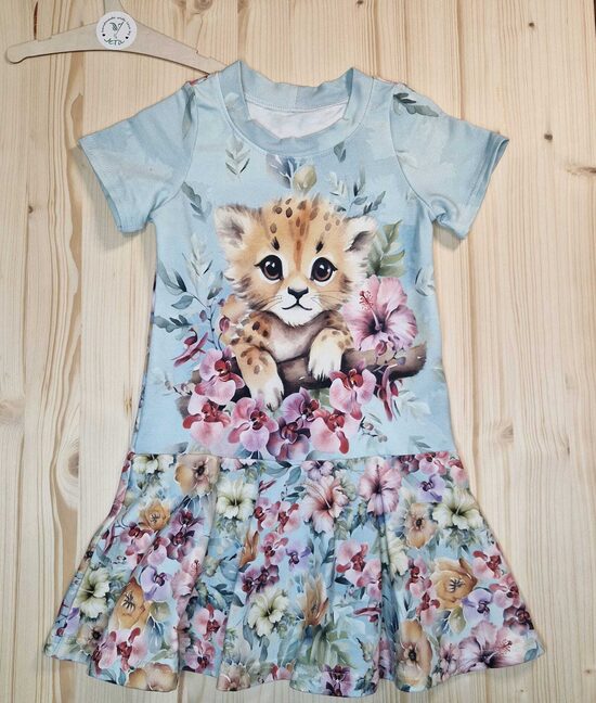 Kleita ar tīģeri 104